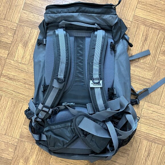 The North Face W Terra 40 Hiking Camping Backpack Gray Sage Green - Picture 7 of 12